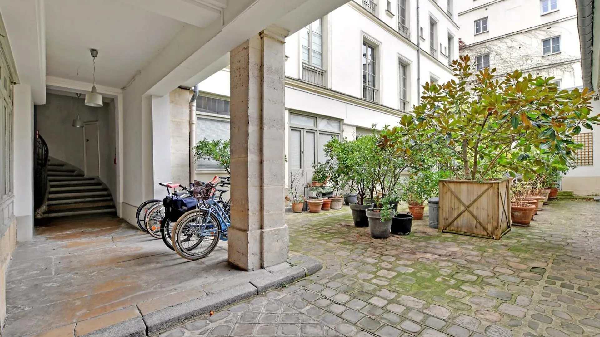 Appartement Cosy Pour 4 Au Coeur Du Marais Paris